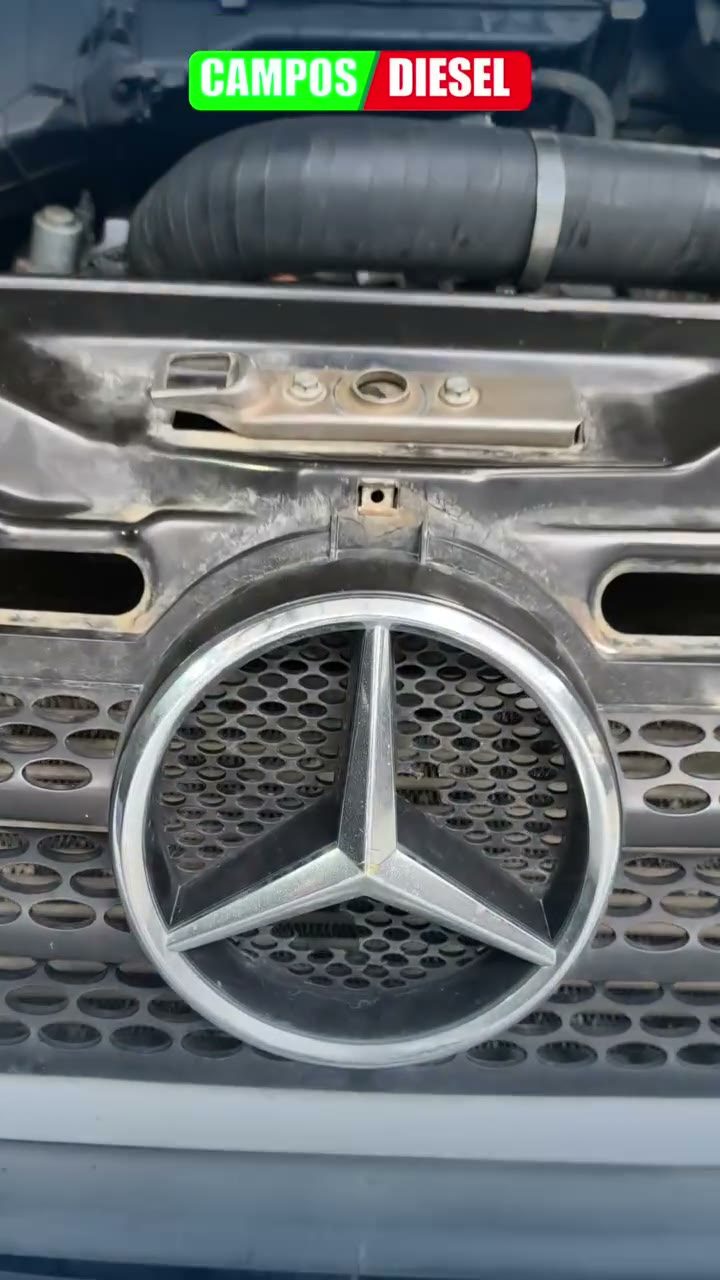Trabajo en motor diésel Mercedes-Benz